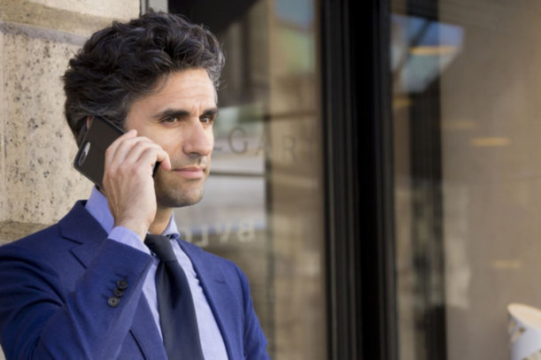 dbramante1928 - Kožené puzdro Lynge pre iPhone XR, čierna