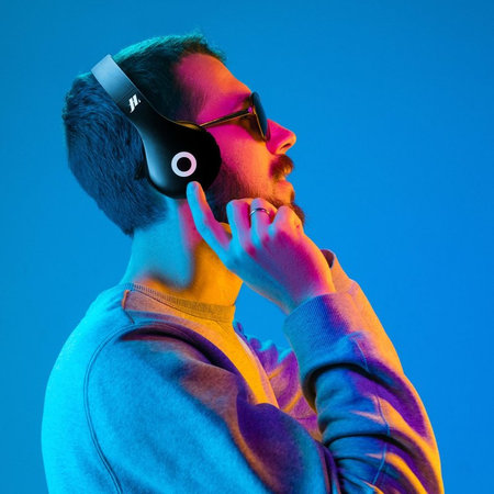 SBS Music Hero - Stereo bezdrôtové slúchadlá s mikrofónom, čierna