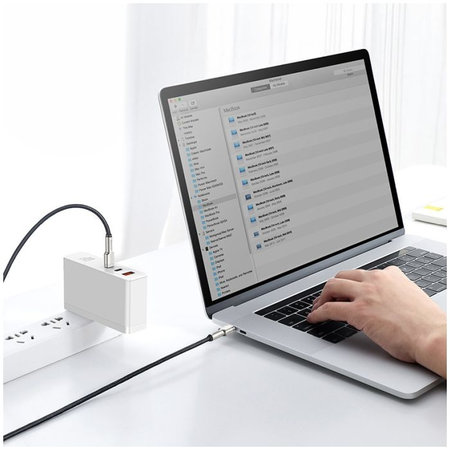 Baseus - USB-C / USB-C Kábel (2m), čierna