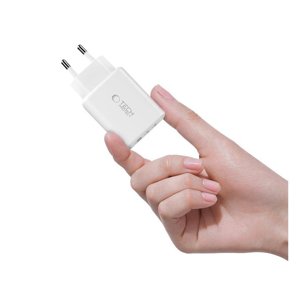 Sieťová nabíjačka NCA65W-GAN 3-PORT PD 65W / QC3.0, biela, Tech-Protect