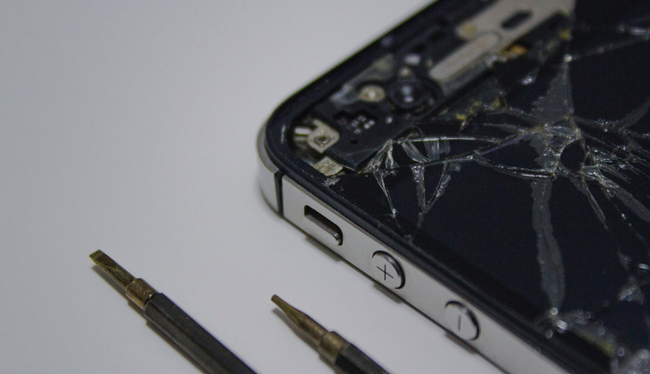 Opravujete Apple zariadenia? Toto náradie na iPhone sa vám môže hodiť!