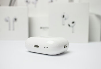 Ako identifikovať nabíjacie puzdro pre AirPods