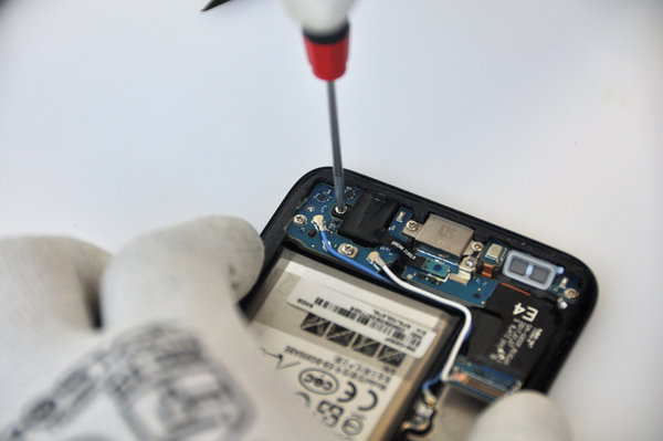 Vybratie jack konektora