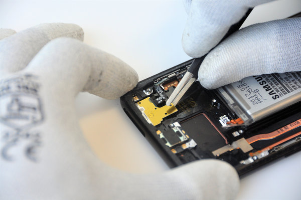 Vybratie proximity senzora