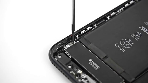 Taptic Engine a reproduktor