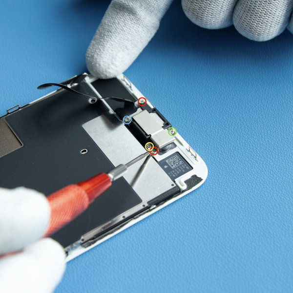 Odmontovanie reproduktora sláchadla