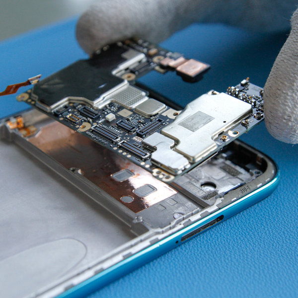 Odmontovanie základnej dosky