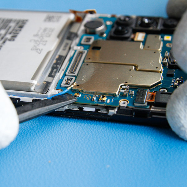 Odpojenie kábla antény