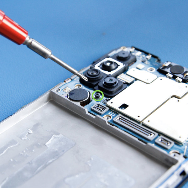 Demontáž základnej dosky