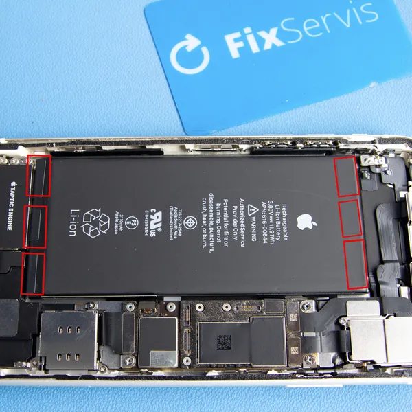 Odlepenie lepiacich úchytiek