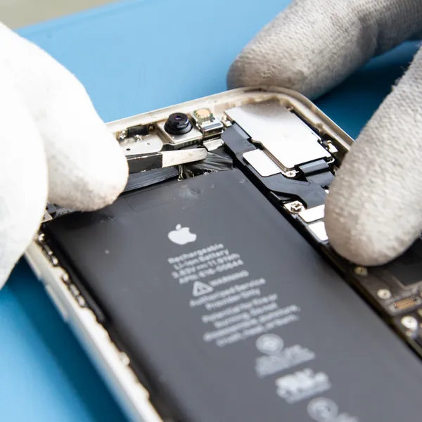 Odlepenie lepiacich úchytiek 2