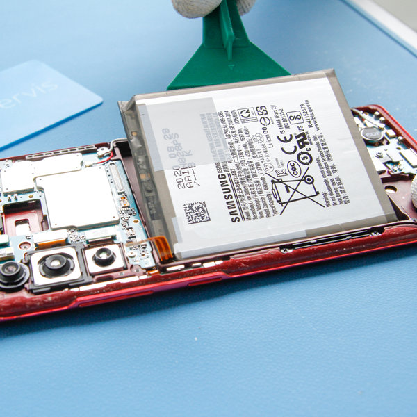 Vloženie novej batérie