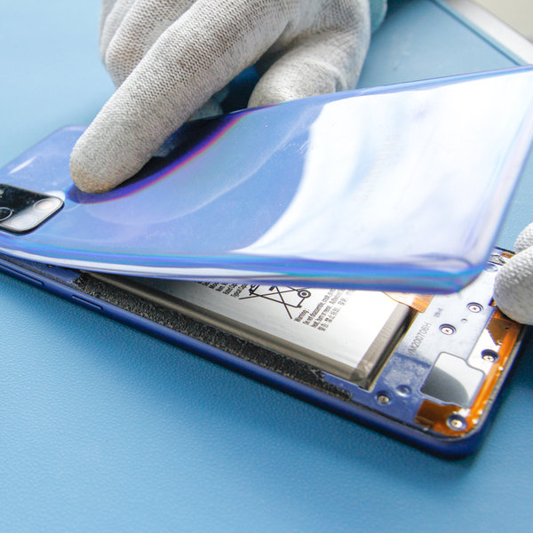 Odstránenie zadného krytu