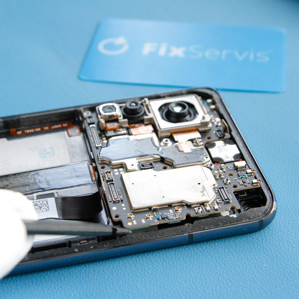 Odmontovanie základnej dosky