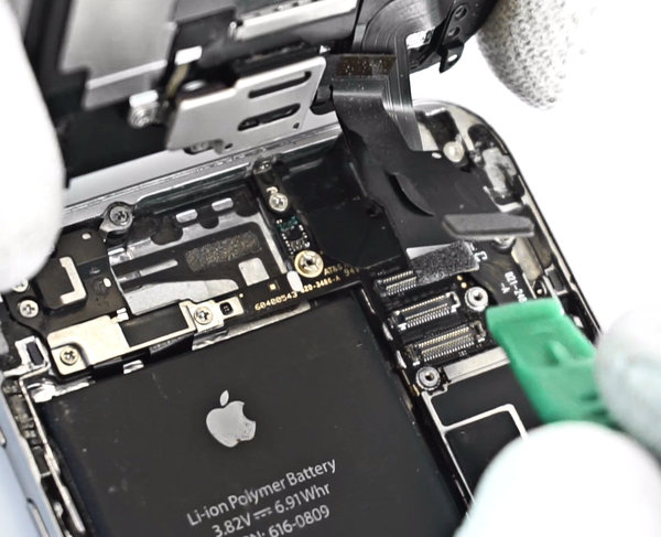 Odpojenie LCD kábla