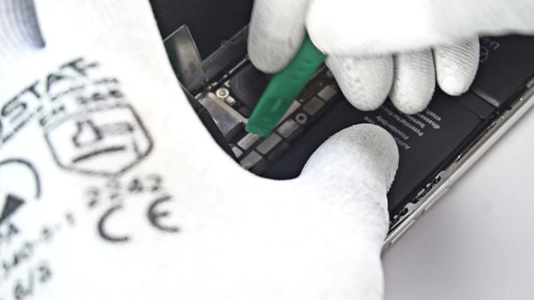 Odpojenie konektora dotykového skla